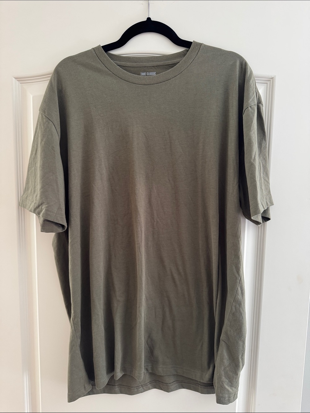 The Classic Men's Short Sleeve Tee in Olive Green